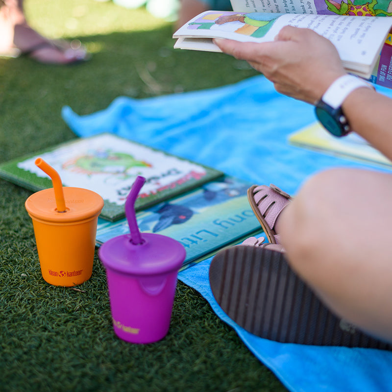 10oz-kid-s-cup-with-straw-lid-t5 10oz_kids_cups_straw_reading_blanket_square.jpg