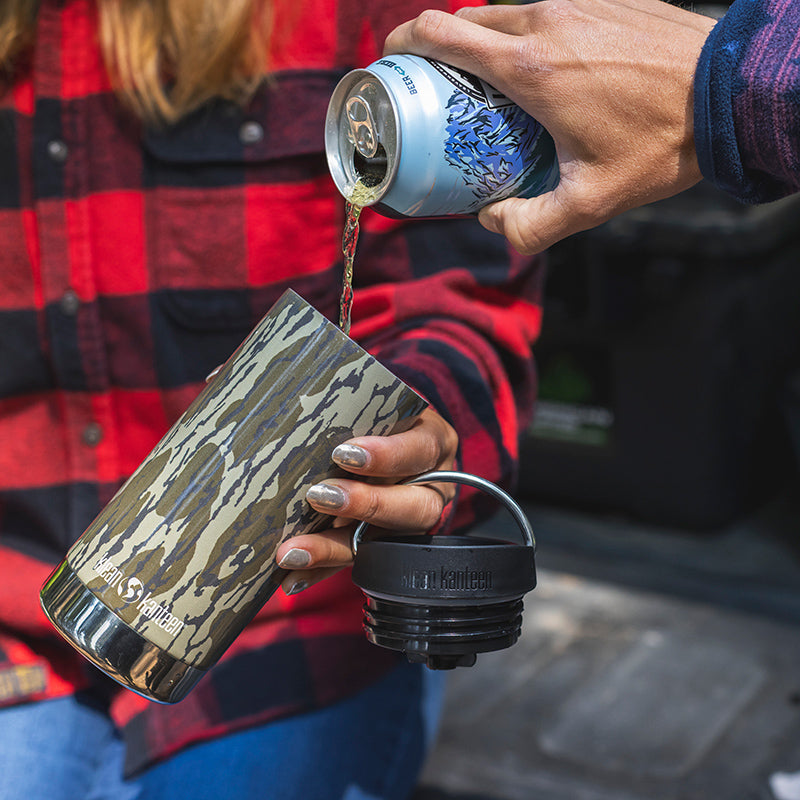 12oz-tkwide-with-cafe-cap-mossy-oak-u8 12oz_tumbler_mossyoak_bottomlands_beer_pour_square.jpg