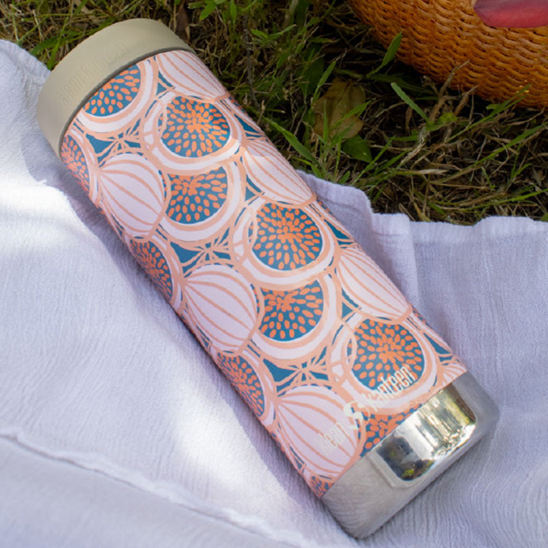 16oz-tkwide-with-cafe-figs-l0 16oz_tkwide_tumbler_seasonal_spring_figs_grass_square.jpg