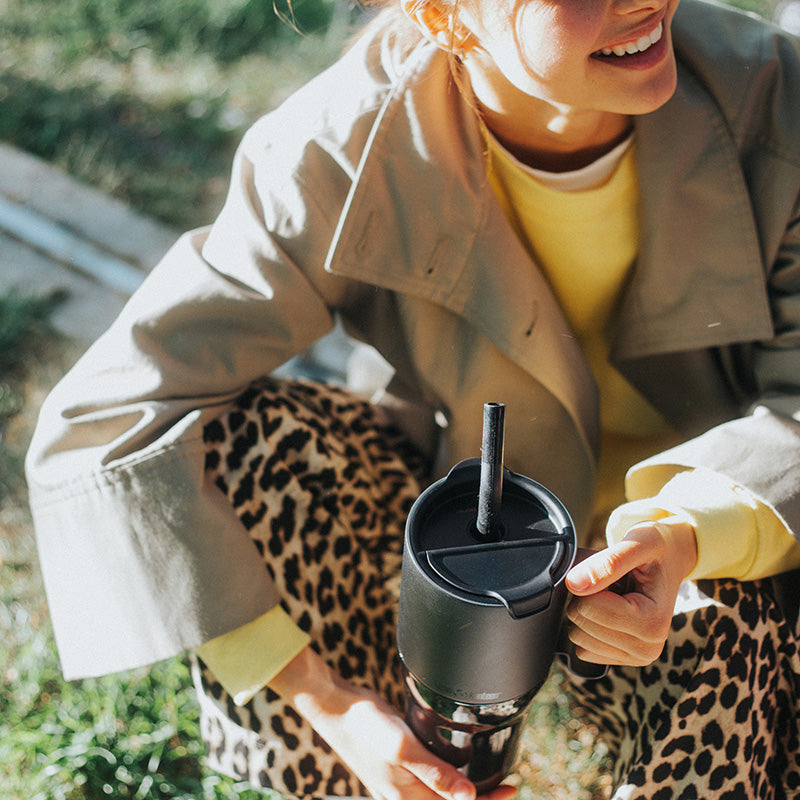 26oz-rise-tumbler-with-straw-lid-m1 26oz_rise_tumbler_black_woman_topview_square.jpg