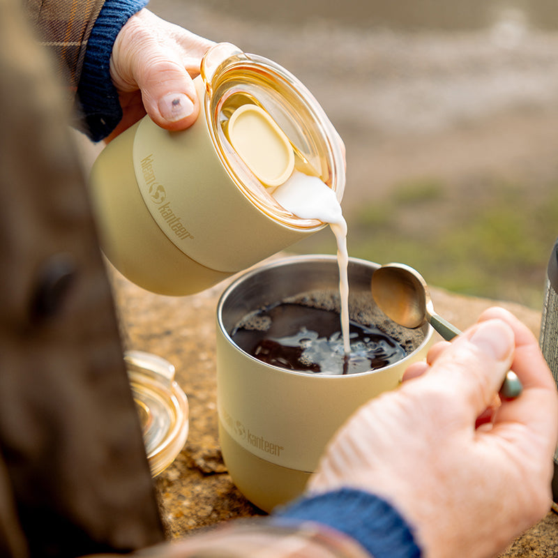slide-lid-v2 8oz_rise_lowball_waxyellow_coffee_cream_pour_square.jpg