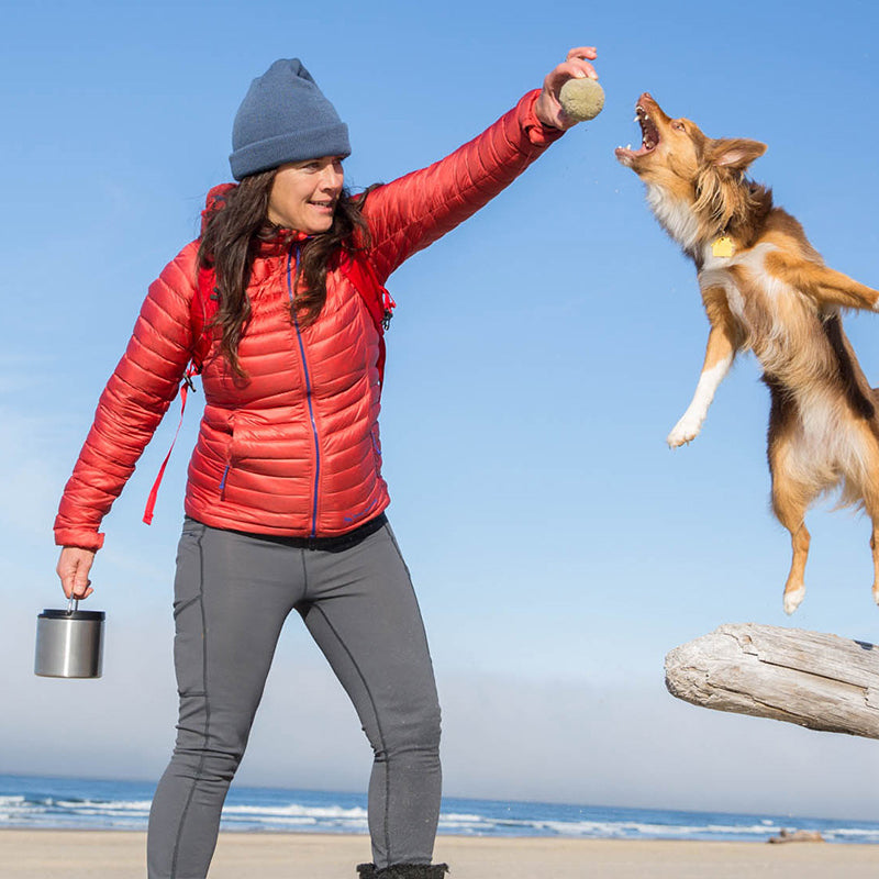 32oz-tkcanister-food-container-u8 food_canister_32oz_girl_beach_dog_jump_square.jpg