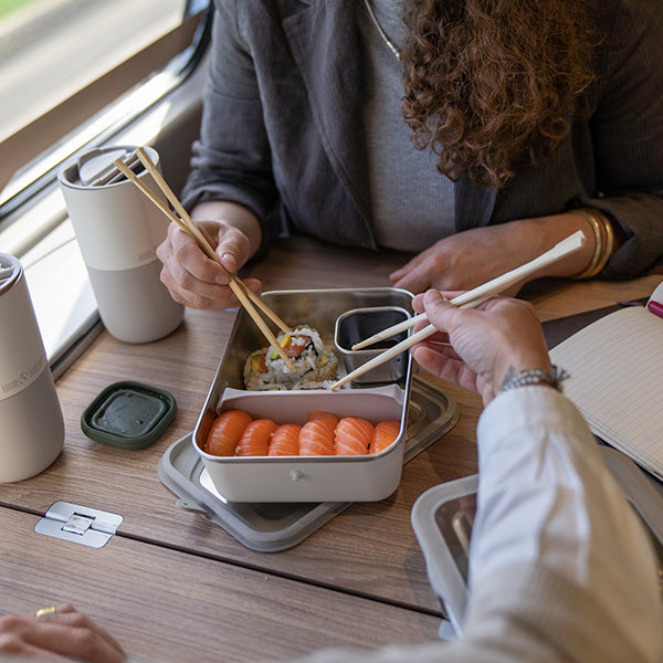 55oz-rise-food-box-big-meal-p7 rise_food_lunch_box_big_meal_tofu_sushi_share_square.jpg