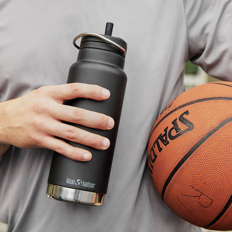 32oz-tkwide-with-twist-cap-j4 tkwide_32oz_insulated_bottle_twist_closeup_basketball_square.jpg